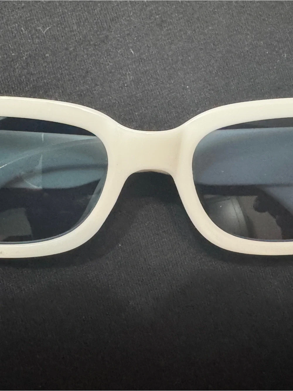 White Sunglasses Black -Tinted